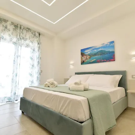 ゲストハウス La Casa Del Boscaiolo 3*