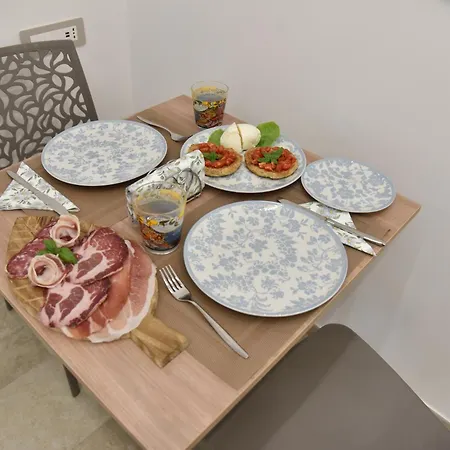 ゲストハウス La Casa Del Boscaiolo
