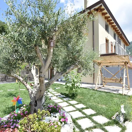 La Casa Del Boscaiolo Πανσιόν Agerola